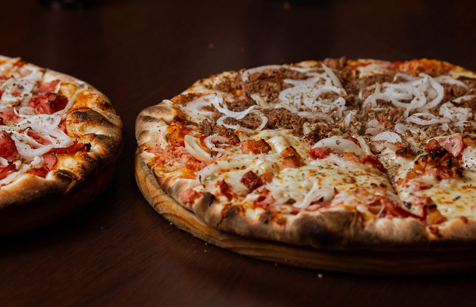 Głośna pizza influencera pod lupą ekspertów. Padły mocne słowa o zdrowiu publicznym